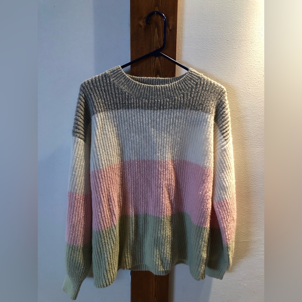 Mint Boutique Women’s oversized sweater, size S